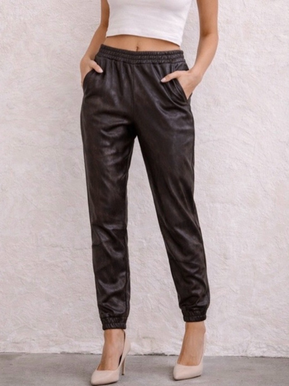 Monrow Black Brown Leather Look Joggers XS/S | Coated Faux Leather Pants